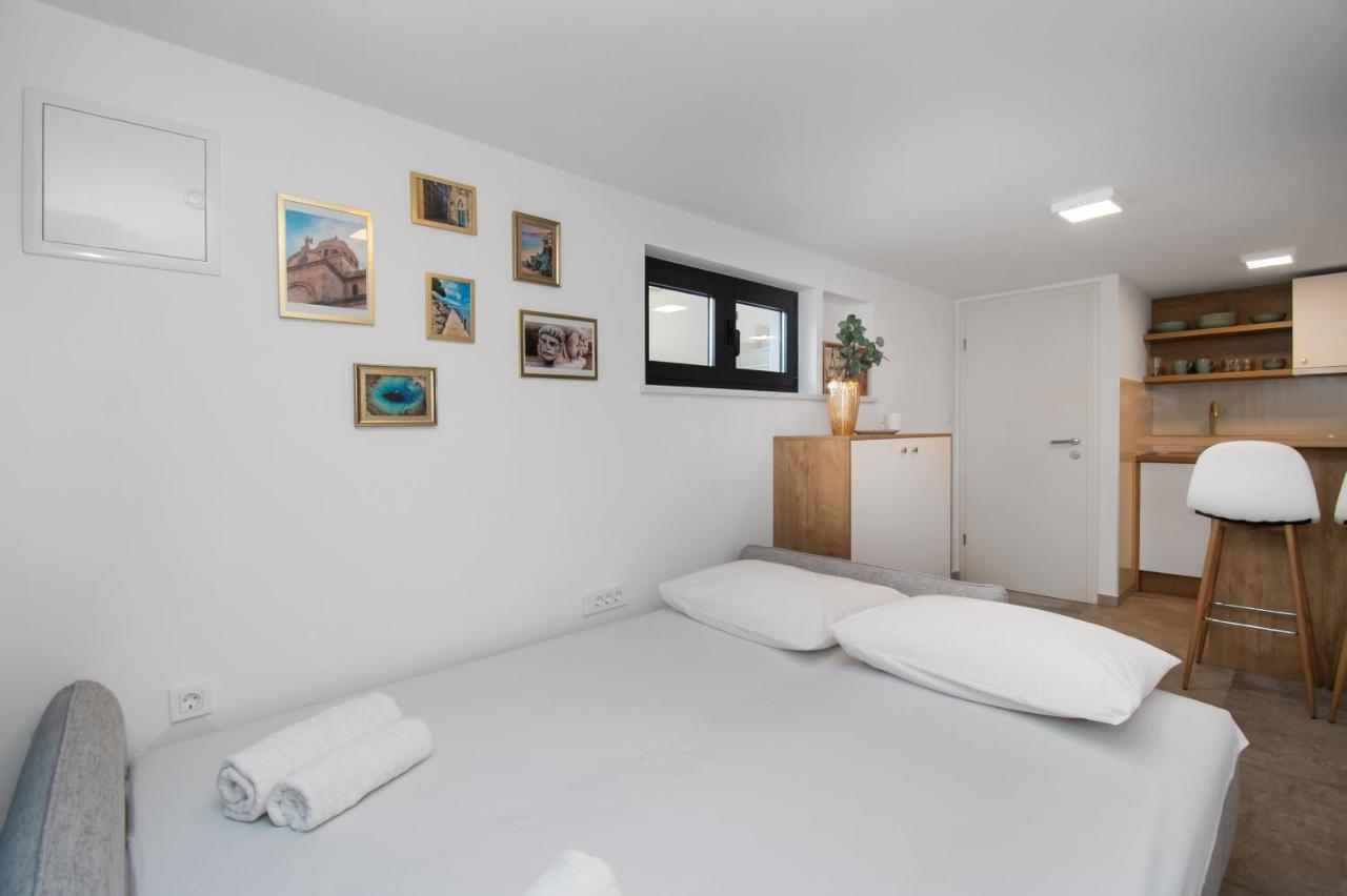 Apartmani Monika Zaboric Eksteriør bilde